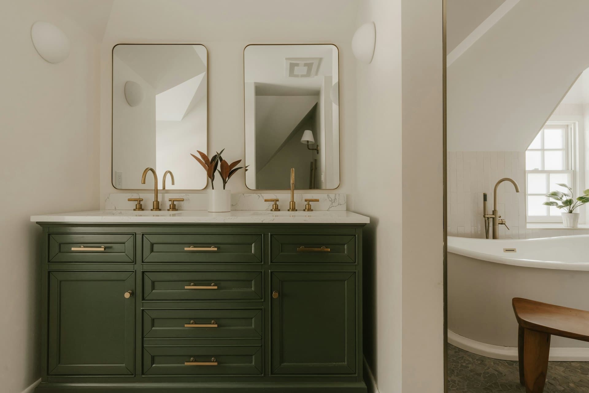 Custom bathroom vanity